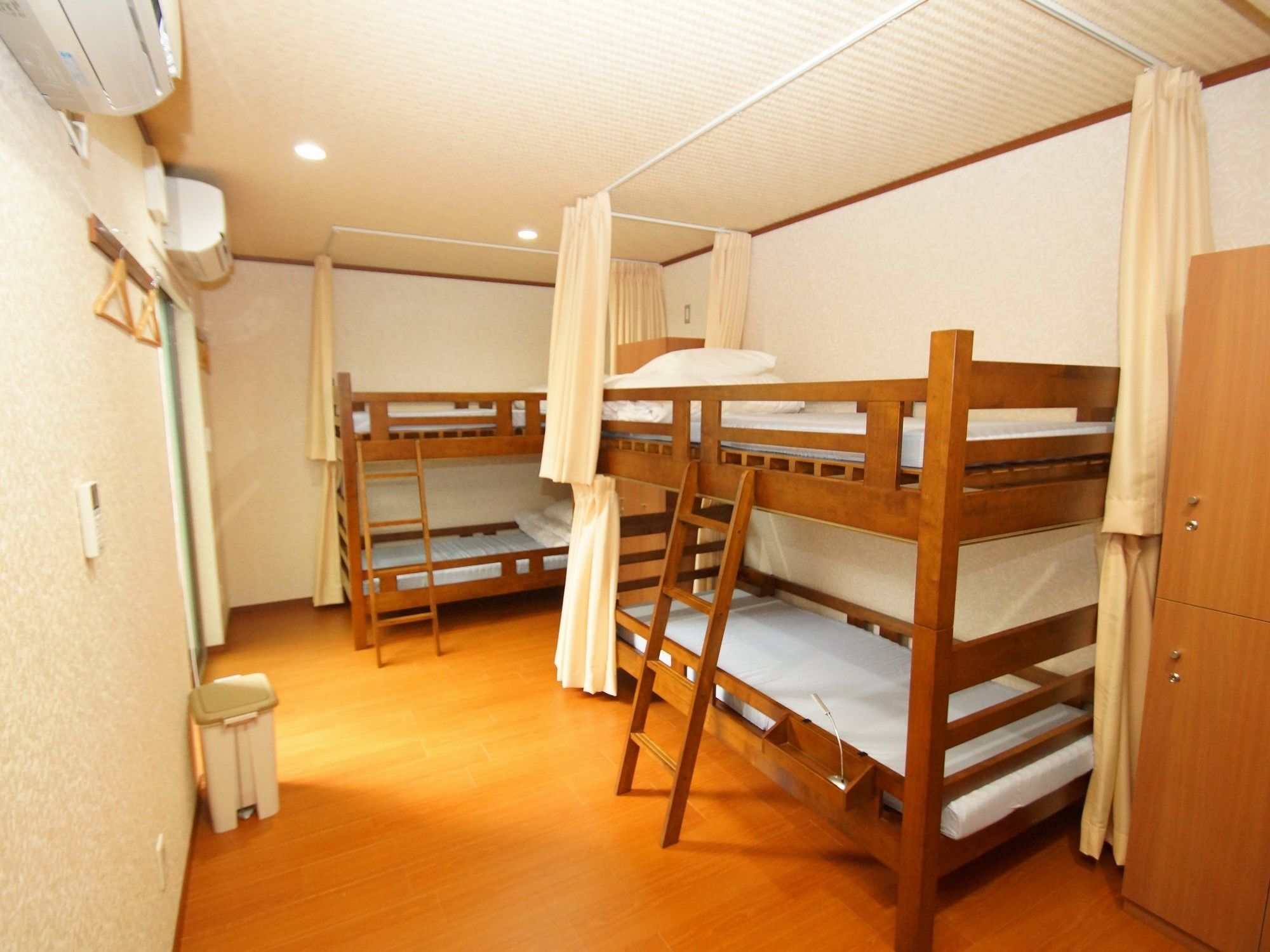 Guest House Na-No-Hana - Hostel, Caters To Women Kyoto Ngoại thất bức ảnh
